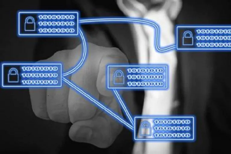 Mastercard emplea tecnología para proteger las transacciones en línea