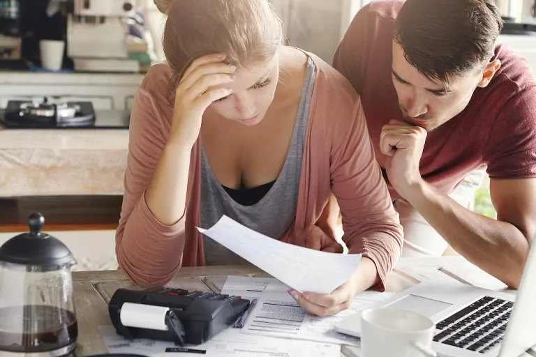 La falta de liquidez e inestabilidad financiera son factores de quiebre de los negocios