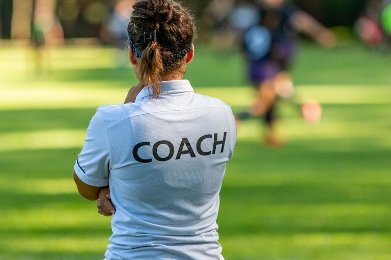 Coaching deportivo y su influencia en el rendimiento de los colaboradores