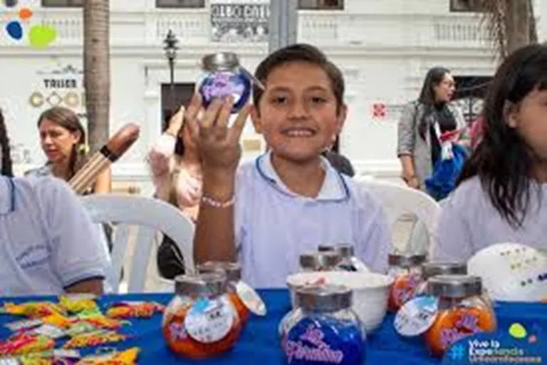 Sembrando futuro: emprendimiento infantil en México y cómo inculcarlo desde temprana edad