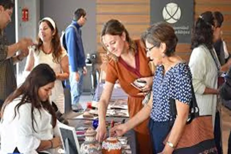 Mujeres emprendedoras en México: tecnología, capacitación y comunidad para cerrar la brecha económica